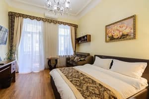 Kiev Centre ул. Малая Житомирская, 3/4 4