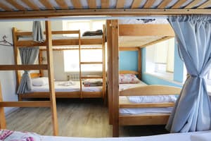 Хостел Light Life Hostel. Место в общем 6-местном номере  3