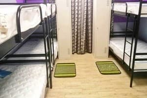 Хостел MERIDIAN_HOSTEL. Место в мужском 8-местном номере  4